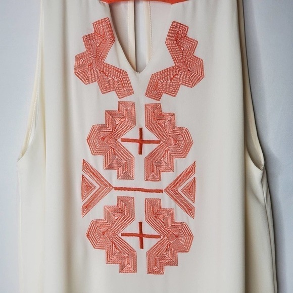 Francesca's High Neck Embroidered Tank Size Small - Picture 2 of 10